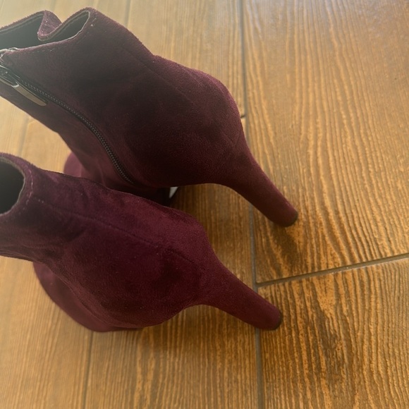 Dark Plum Nine West suede booties - Picture 6 of 8